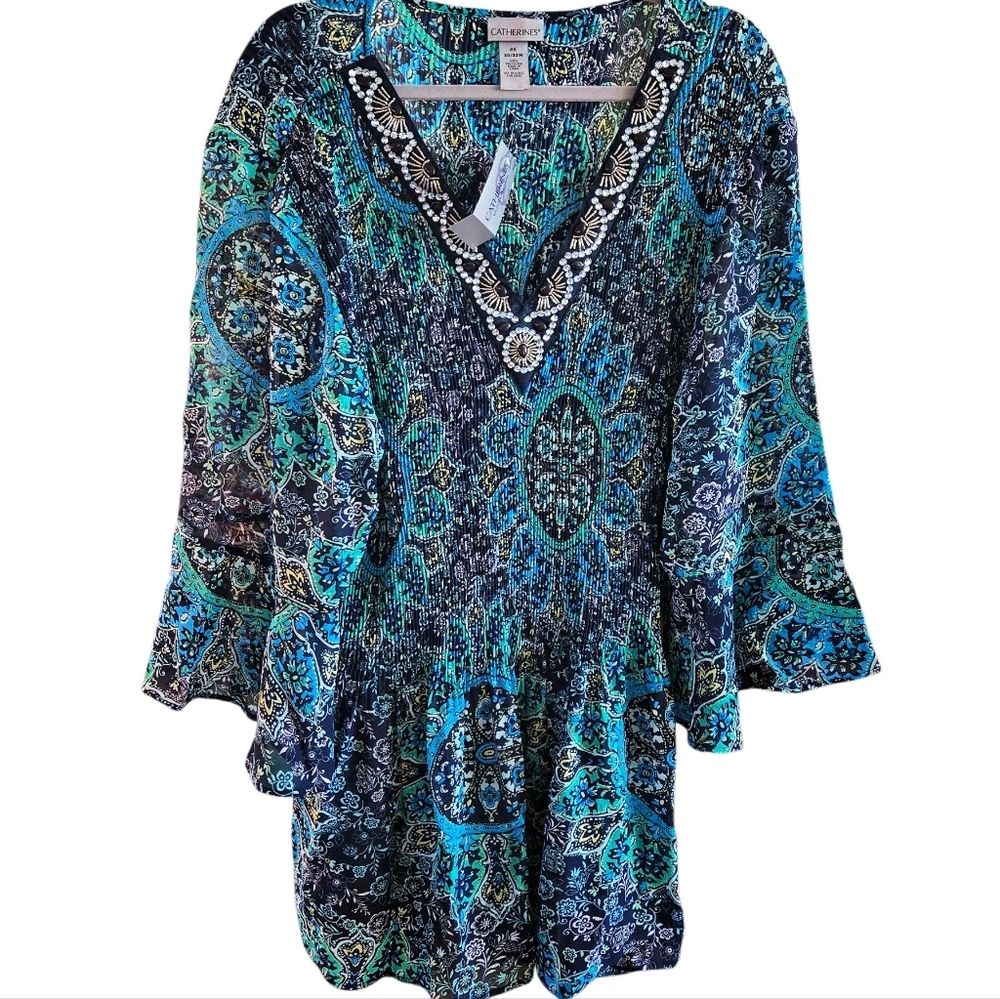 Catherines Vibrant Blue and Green Patterned Top. Size 4X US. NWT.